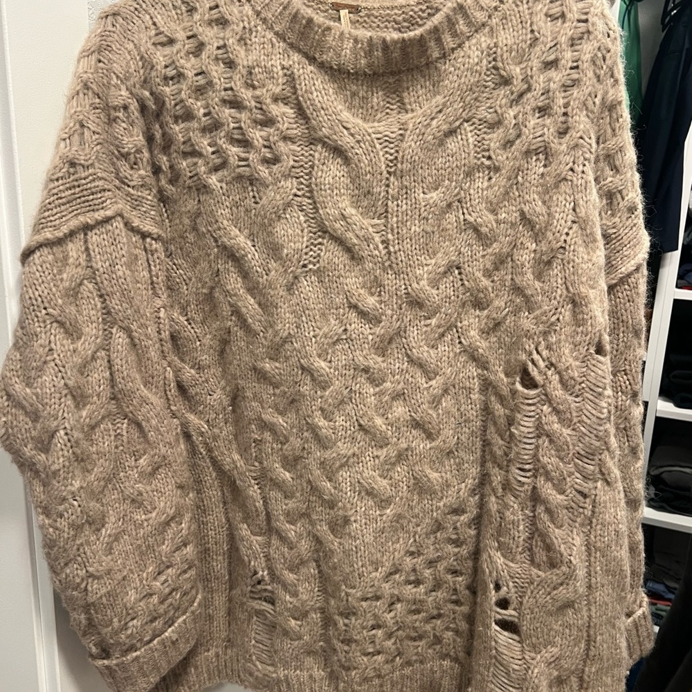 Women’s free people sweater size small